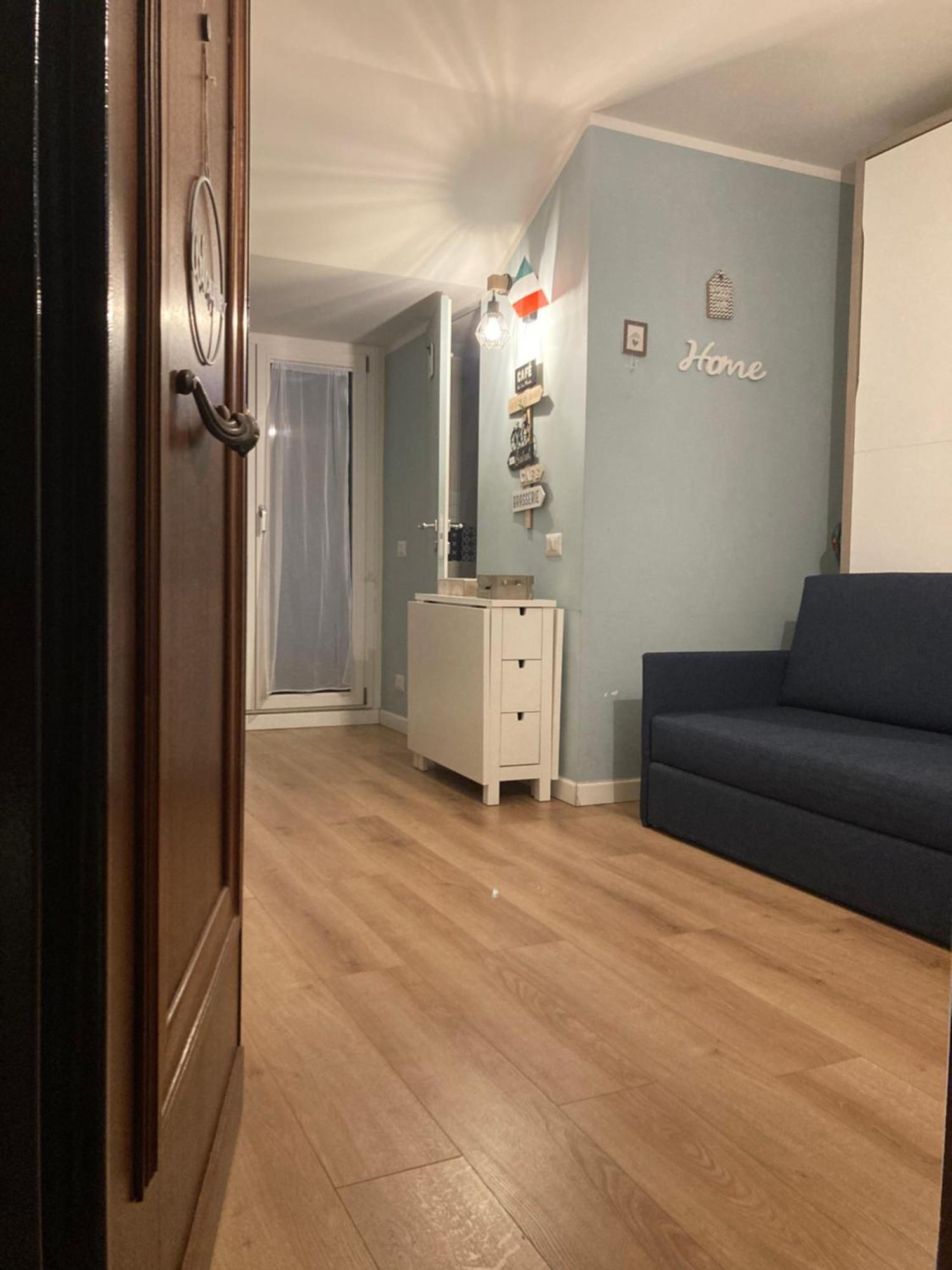 Apartament La Chicca Alloggio Turistico Rzym Zewnętrze zdjęcie